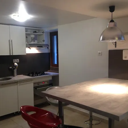 Location Vivario Виварио